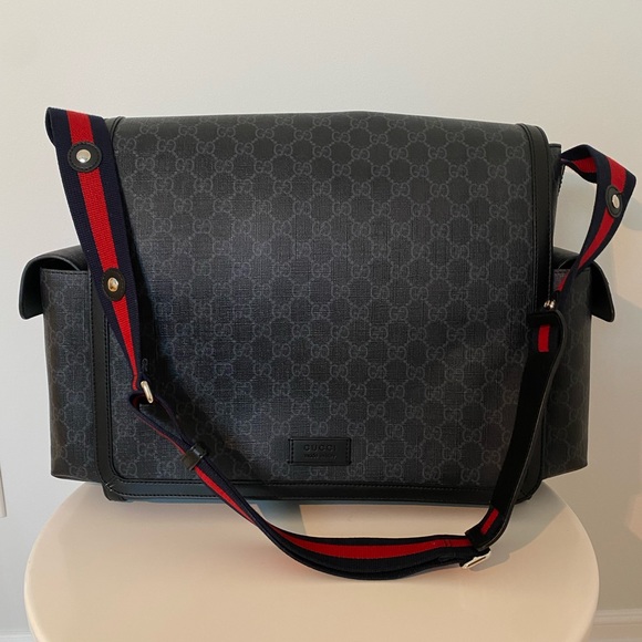 Gucci GG Supreme Diaper Bag - Picture 3 of 16